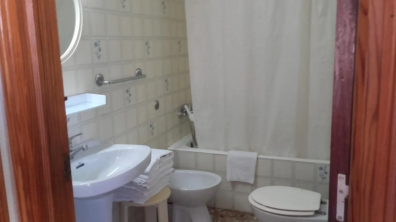 Apartment Torres Mari Cala Llonga  Spagna